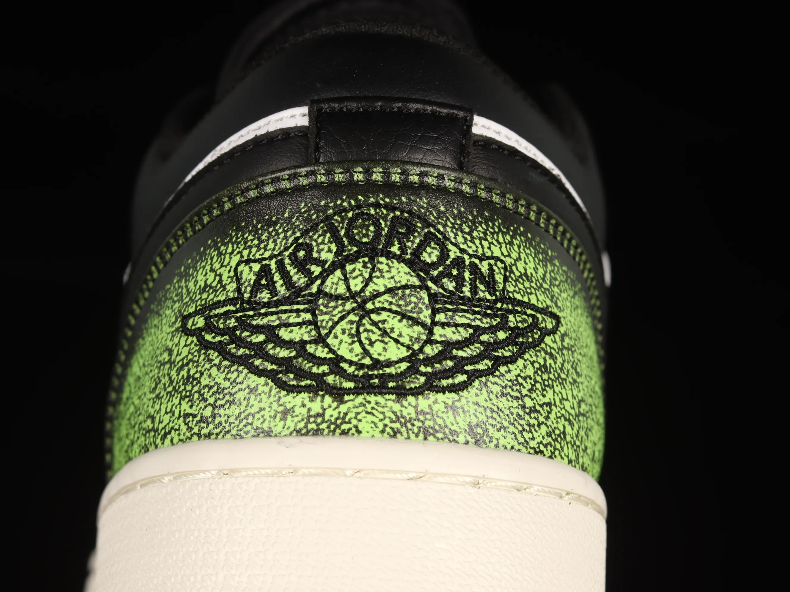 All categories Air Jordan Jordan series basketball shoes Air Jordan 1 Low Air Jordan 1 Low "Wear Away" AJ1 Joe 1 Forest Green DN3705-003